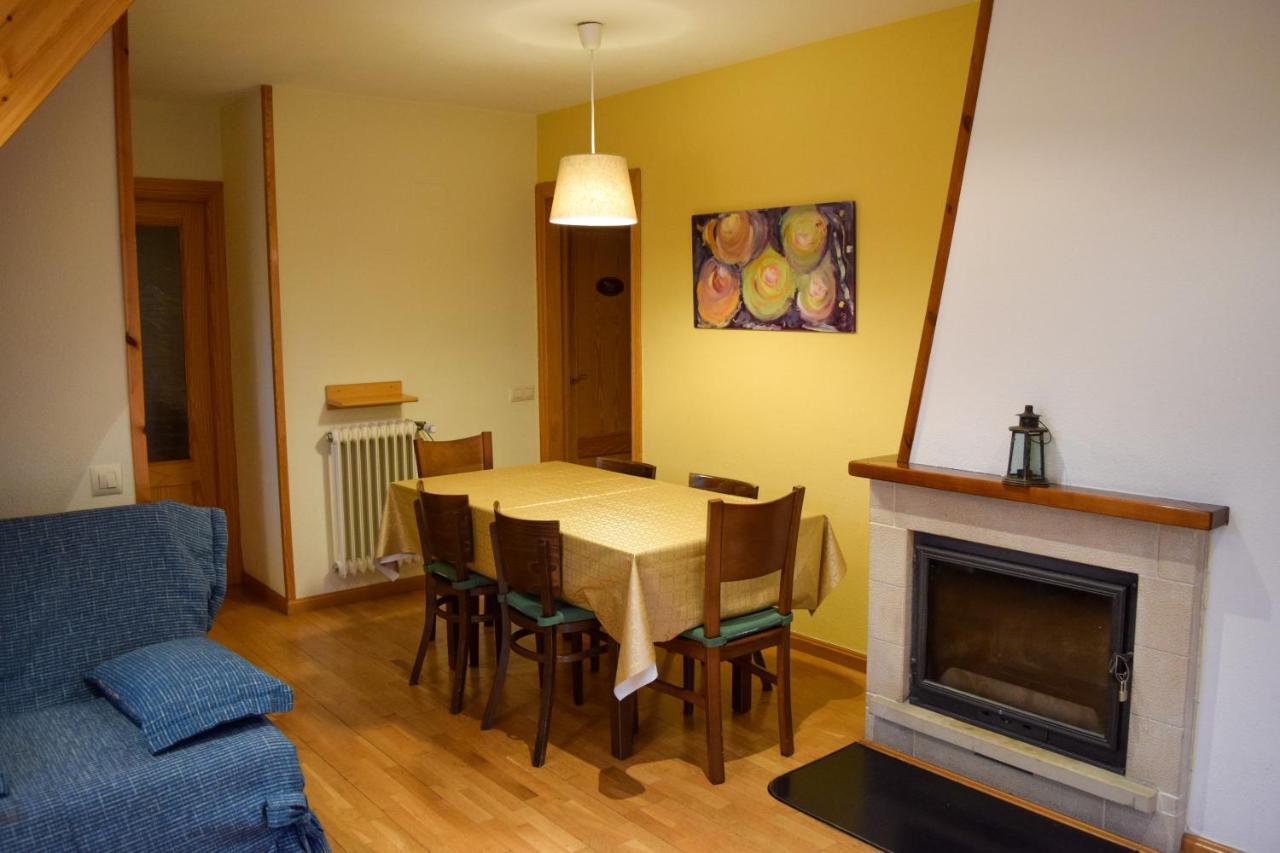 Appartamento Duplex Con Vistas En Benasque Esterno foto