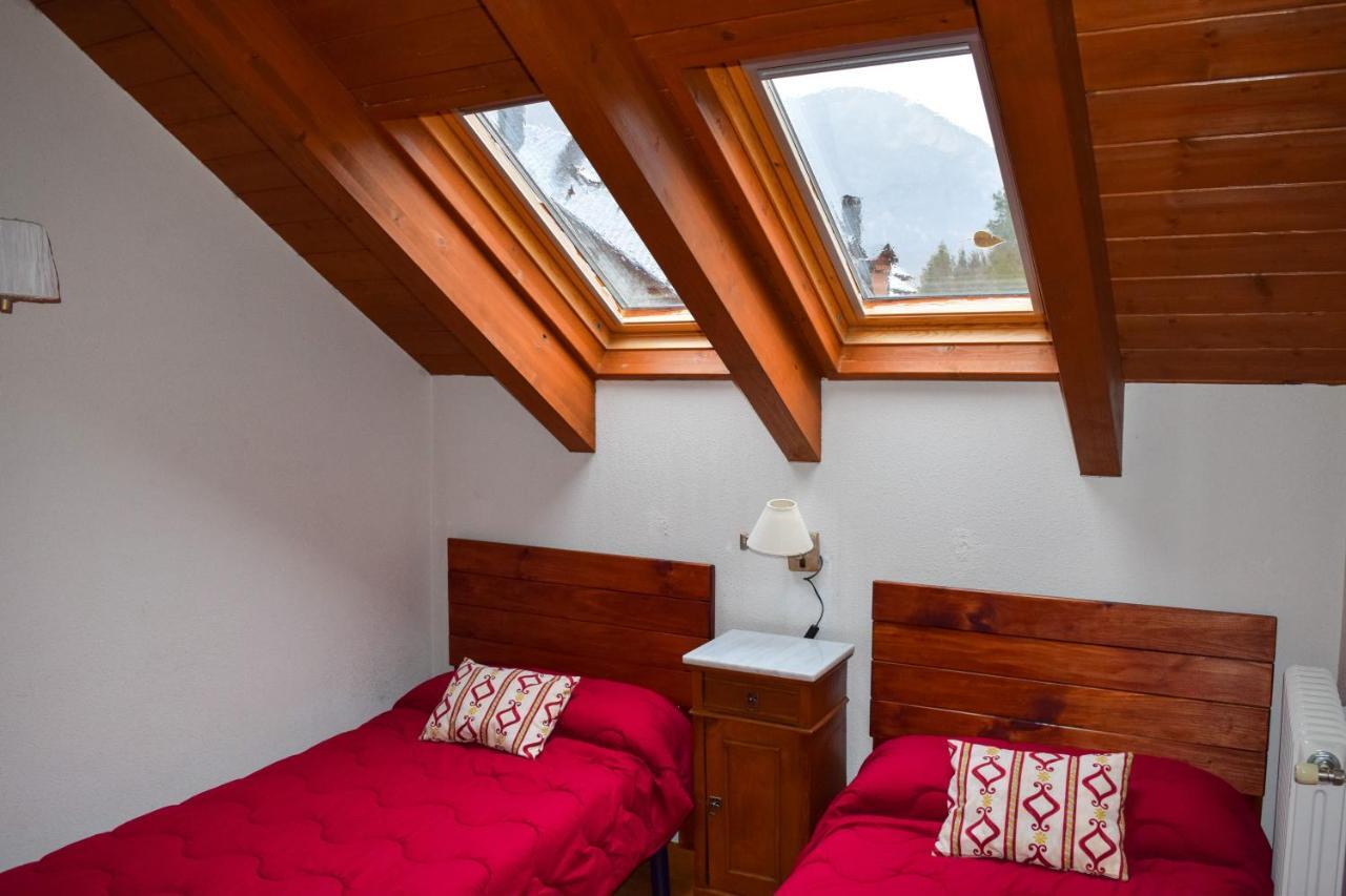Appartamento Duplex Con Vistas En Benasque Esterno foto